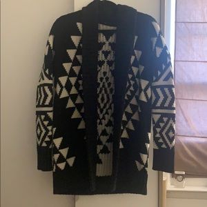 Big cozy black and white sweater